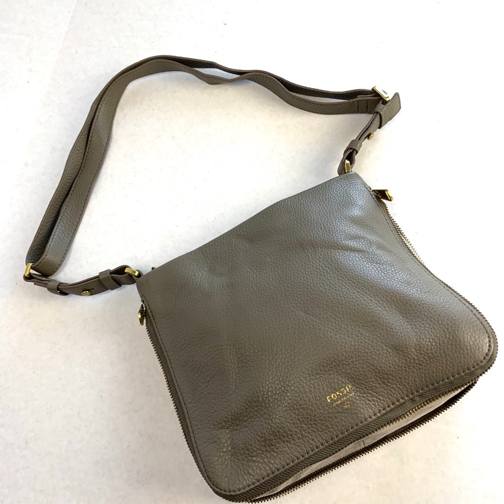 Fossil Pebbled Leather Grey/beige shoulder bag